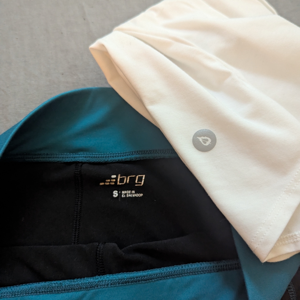 Baleaf Teal and White Activewear Set